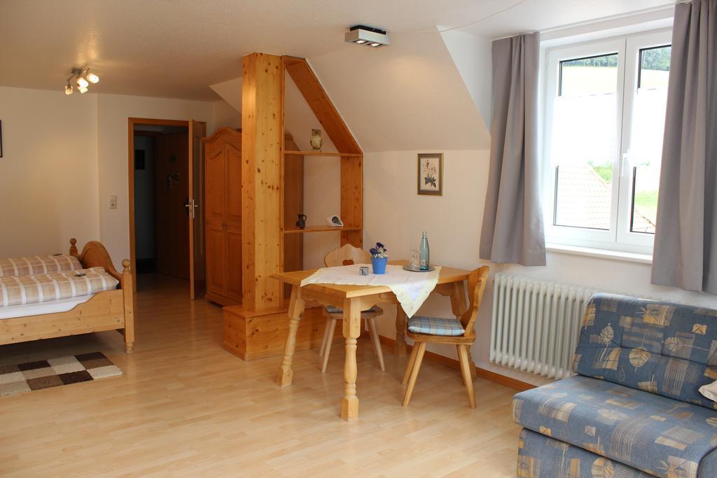 Landgasthof Zum Schuetzen Hotel Oberried  Kamer foto