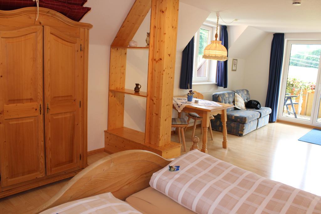 Landgasthof Zum Schuetzen Oberried  Kamer foto